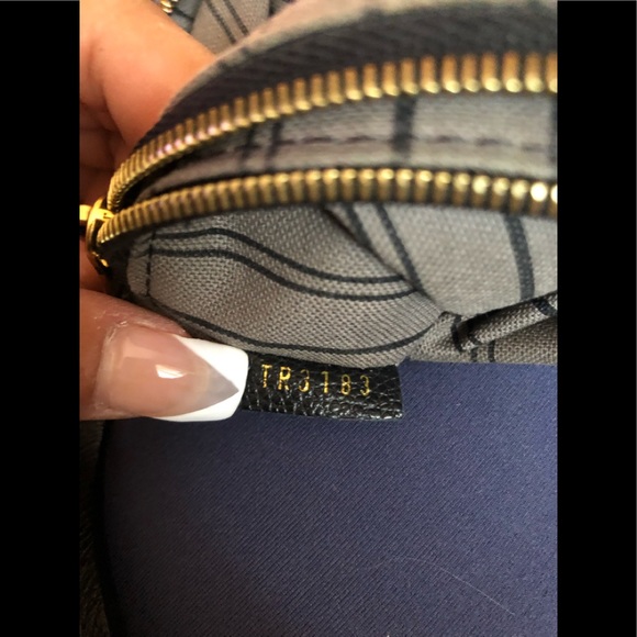 Louis Vuitton Lumineuse Terre Empriente Bag - Picture 10 of 13